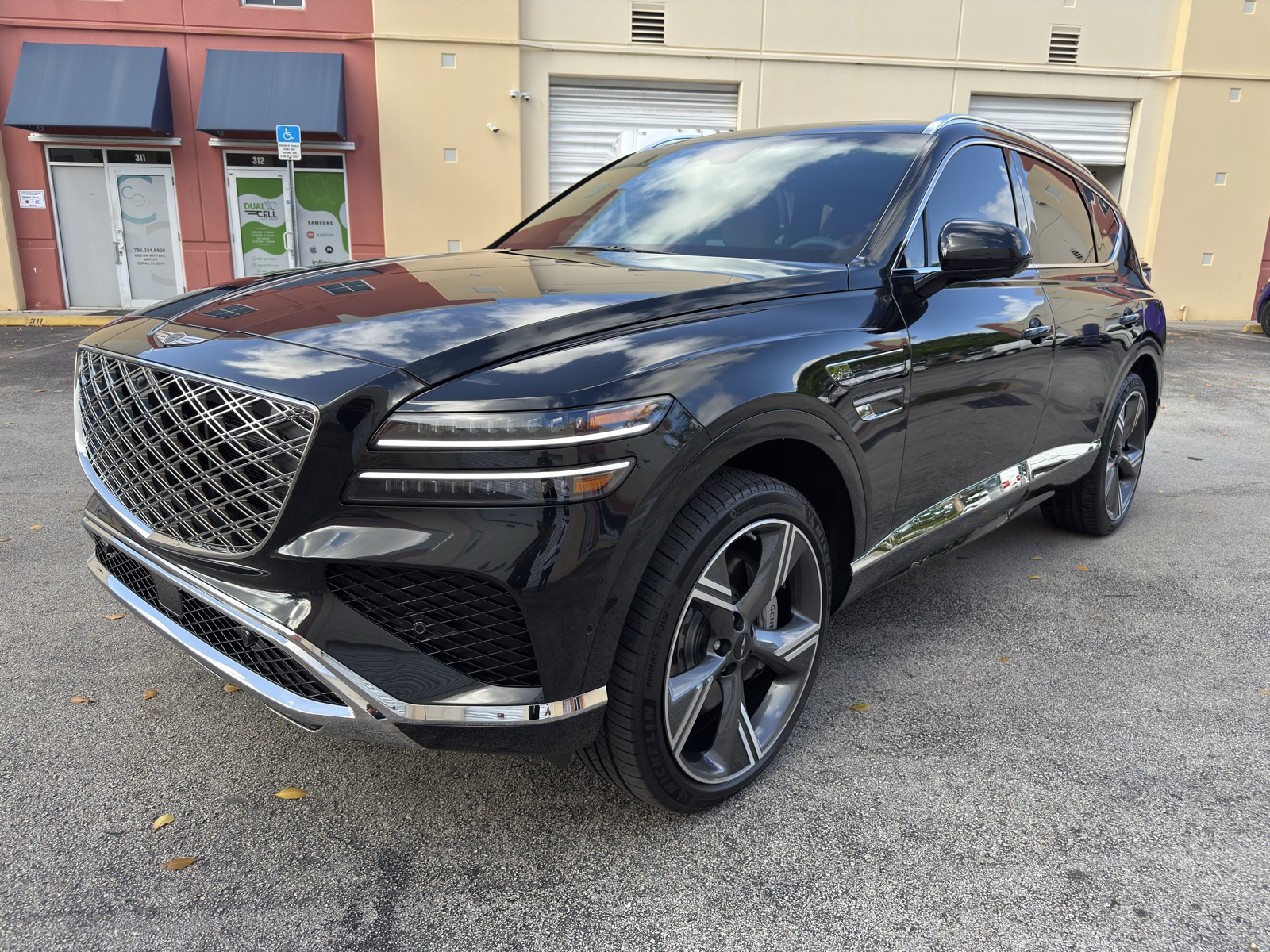 Diamond Auto Detailing — Genesis GV80
